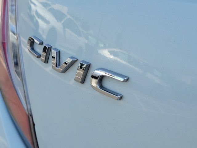 Used 2018 Honda Civic Sport Touring image 7