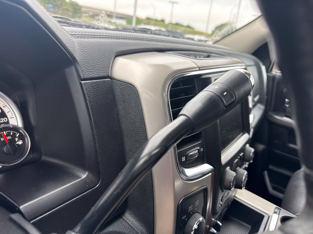 Used 2015 RAM 2500 Laramie w/ Convenience Group AWD/4WD image 15