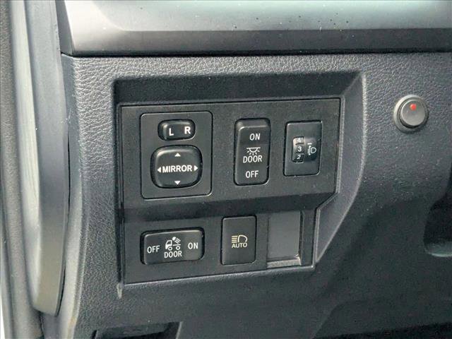 Used 2019 Toyota Tundra SR image 11