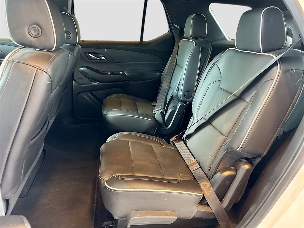 Used 2023 Chevrolet Traverse Premier w/ Redline Edition image 25