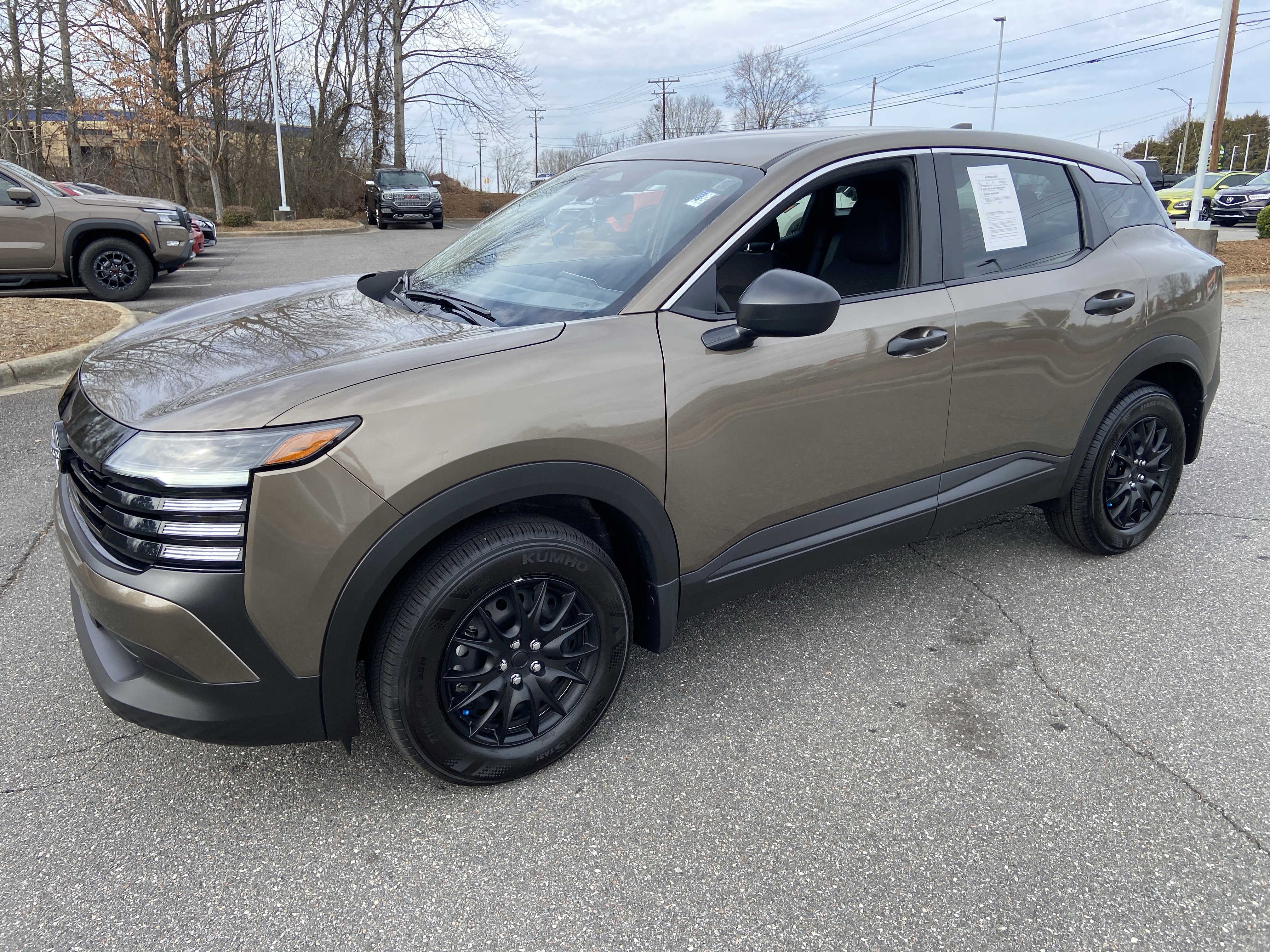 Certified 2025 Nissan Kicks S