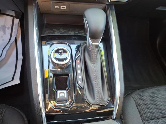 Used 2025 GMC Canyon Elevation image 23