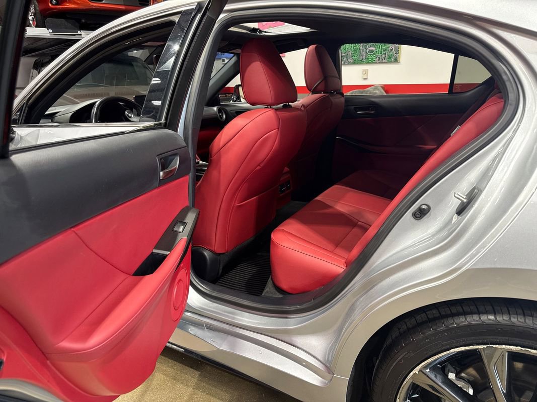 Used 2022 Lexus IS 350 F Sport image 90