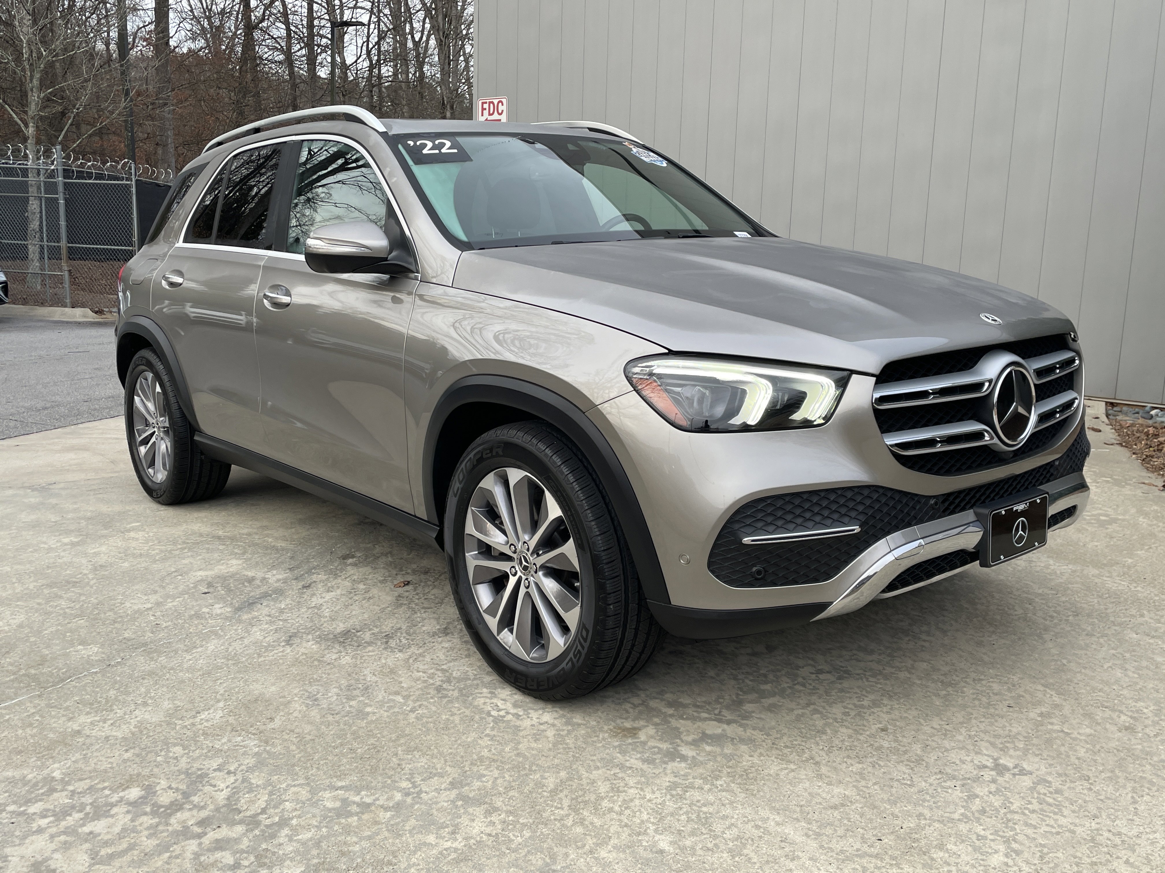 Certified 2022 Mercedes-Benz GLE 450 4MATIC image 4