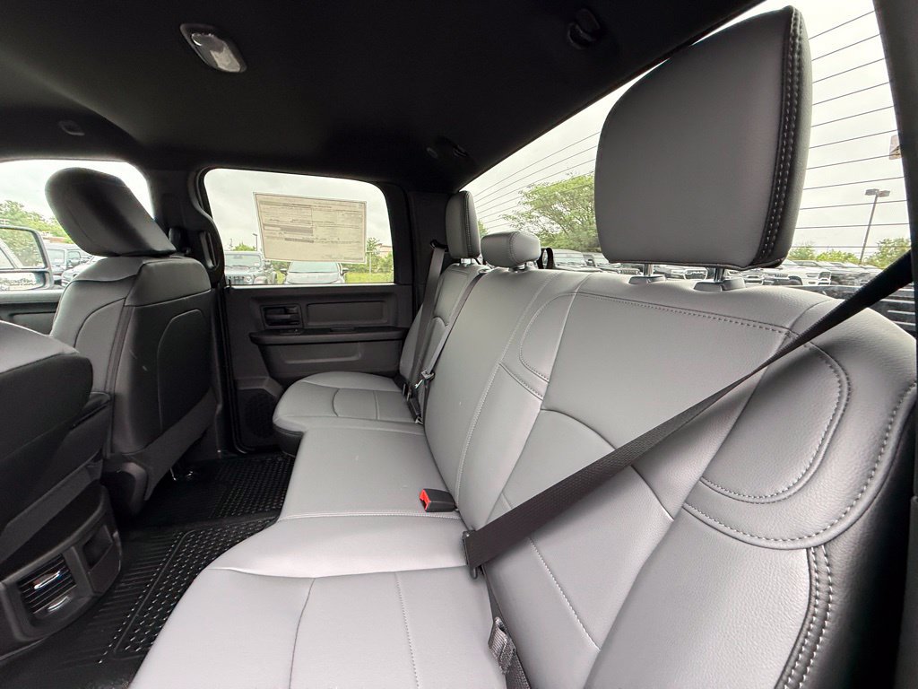 New 2026 RAM 3500 Tradesman AWD/4WD image 25