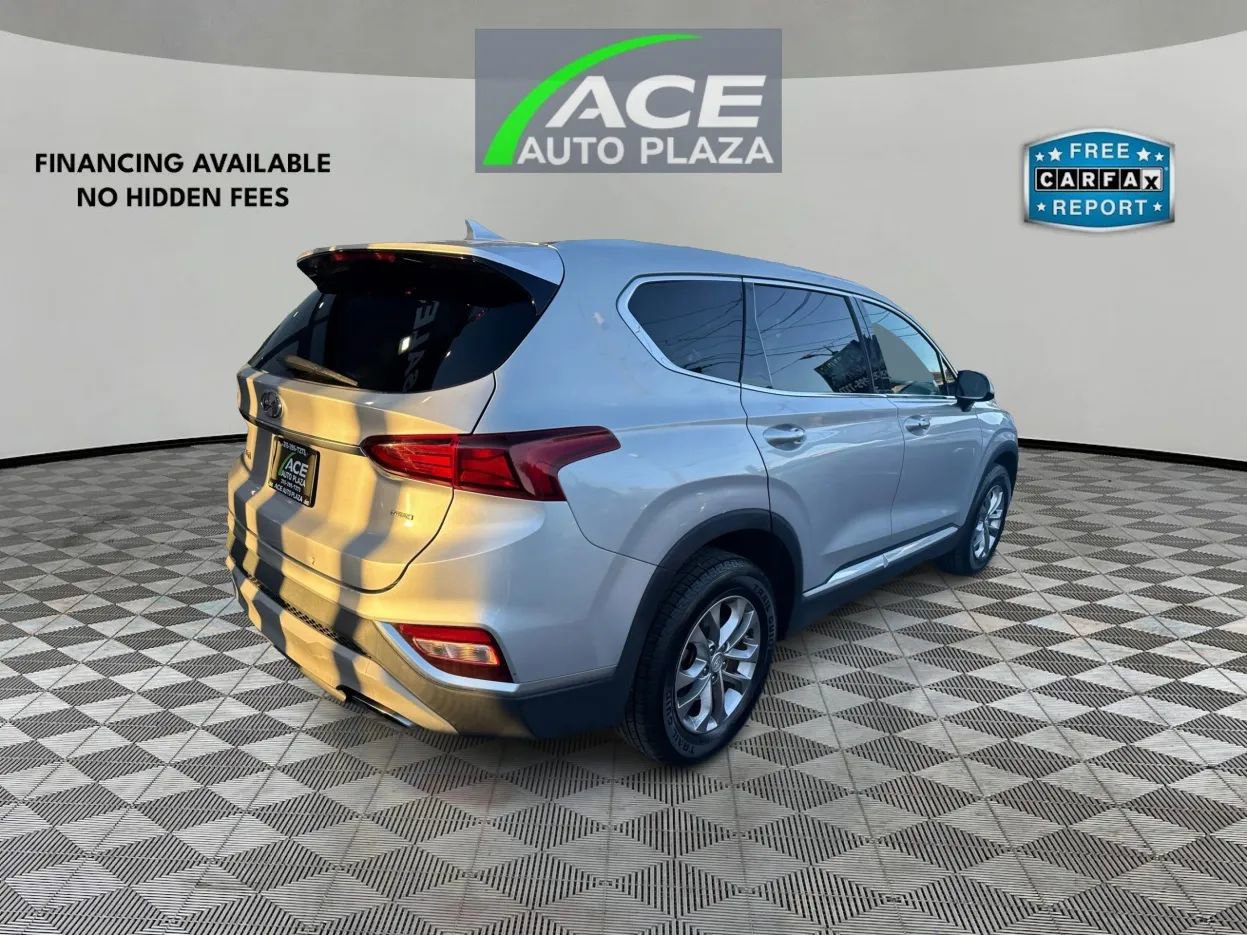 Used 2019 Hyundai Santa Fe SEL AWD/4WD image 5
