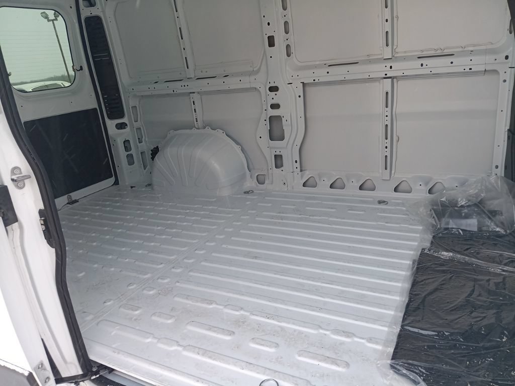 New 2025 RAM ProMaster 3500 w/ Cold Weather Group FWD image 27
