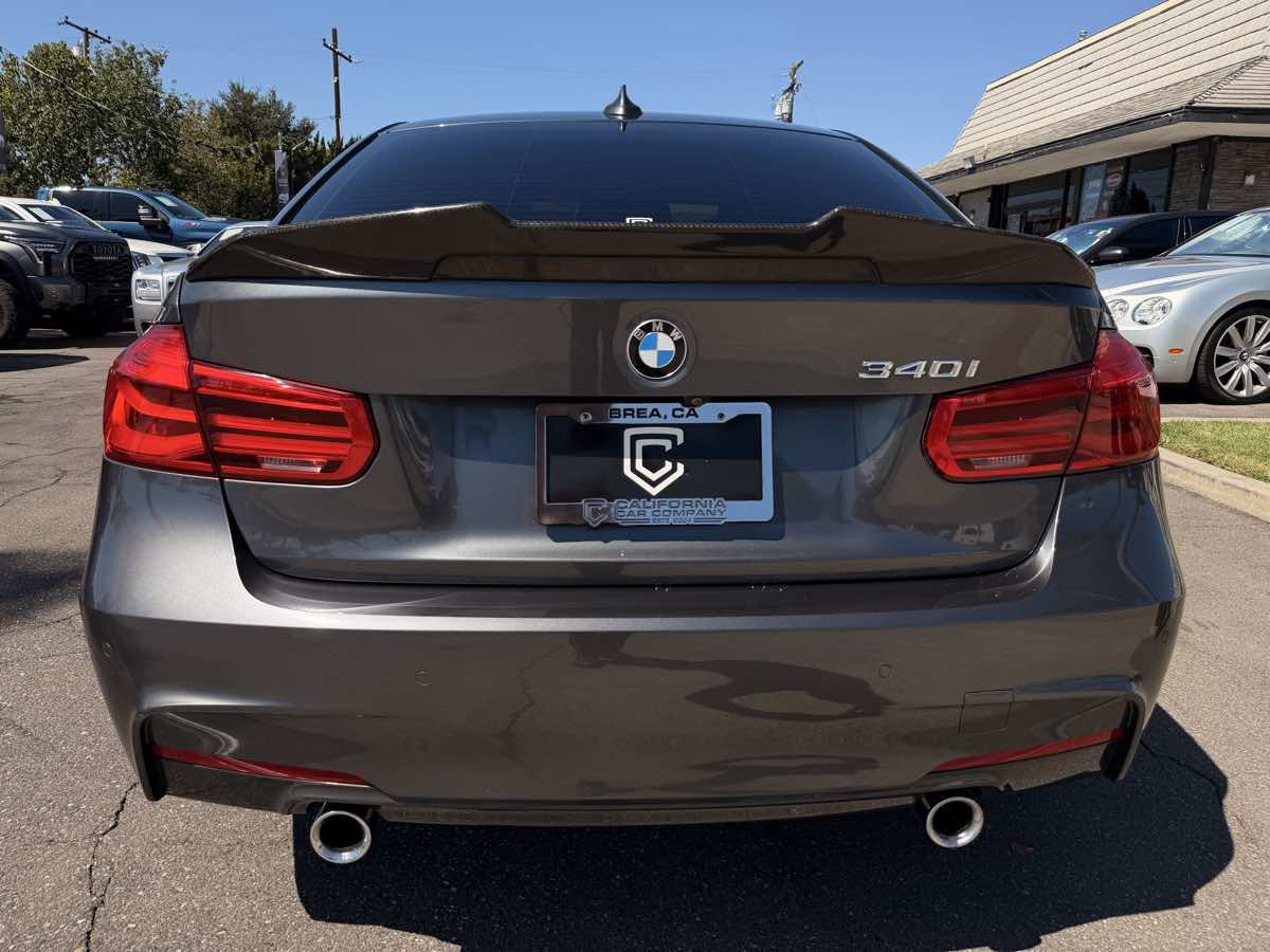 Used 2018 BMW 340i Sedan w/ Premium Package RWD image 6