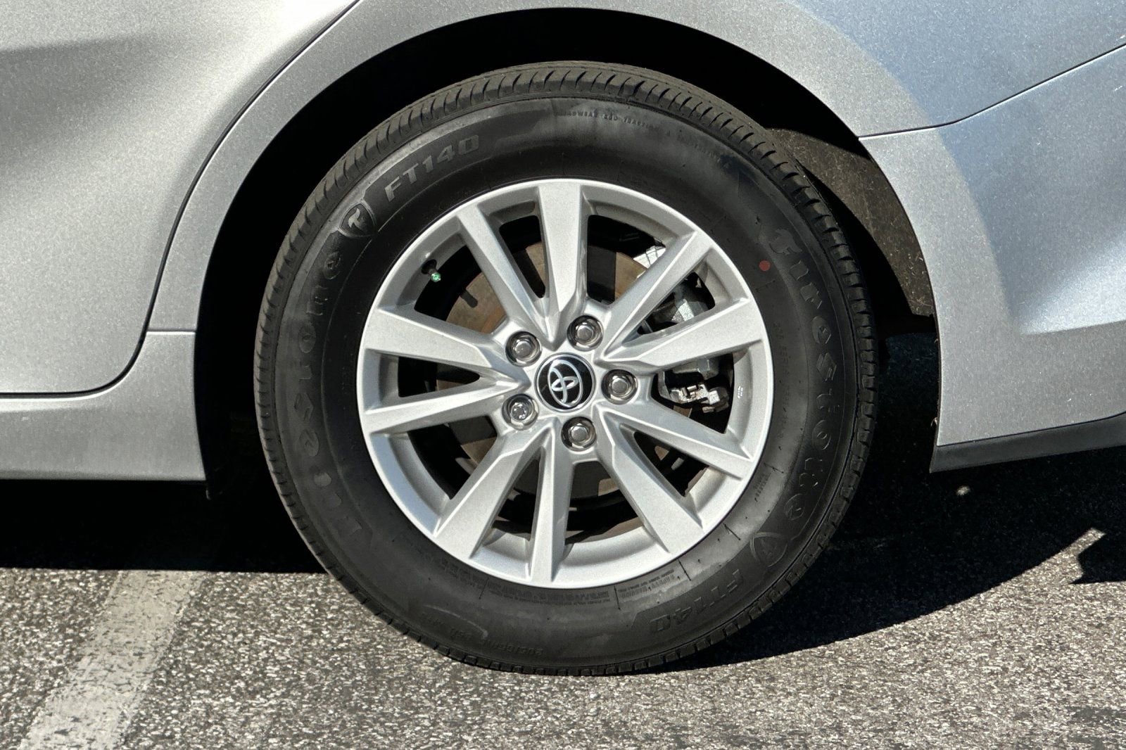 Used 2025 Toyota Camry LE image 28