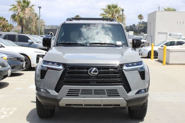 Certified 2025 Lexus GX 550 w/ Accessory Package (32) AWD/4WD image 2