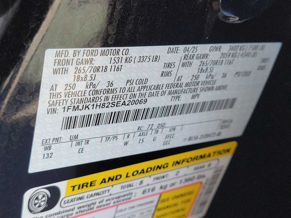 Used 2025 Ford Expedition Max Active RWD image 32