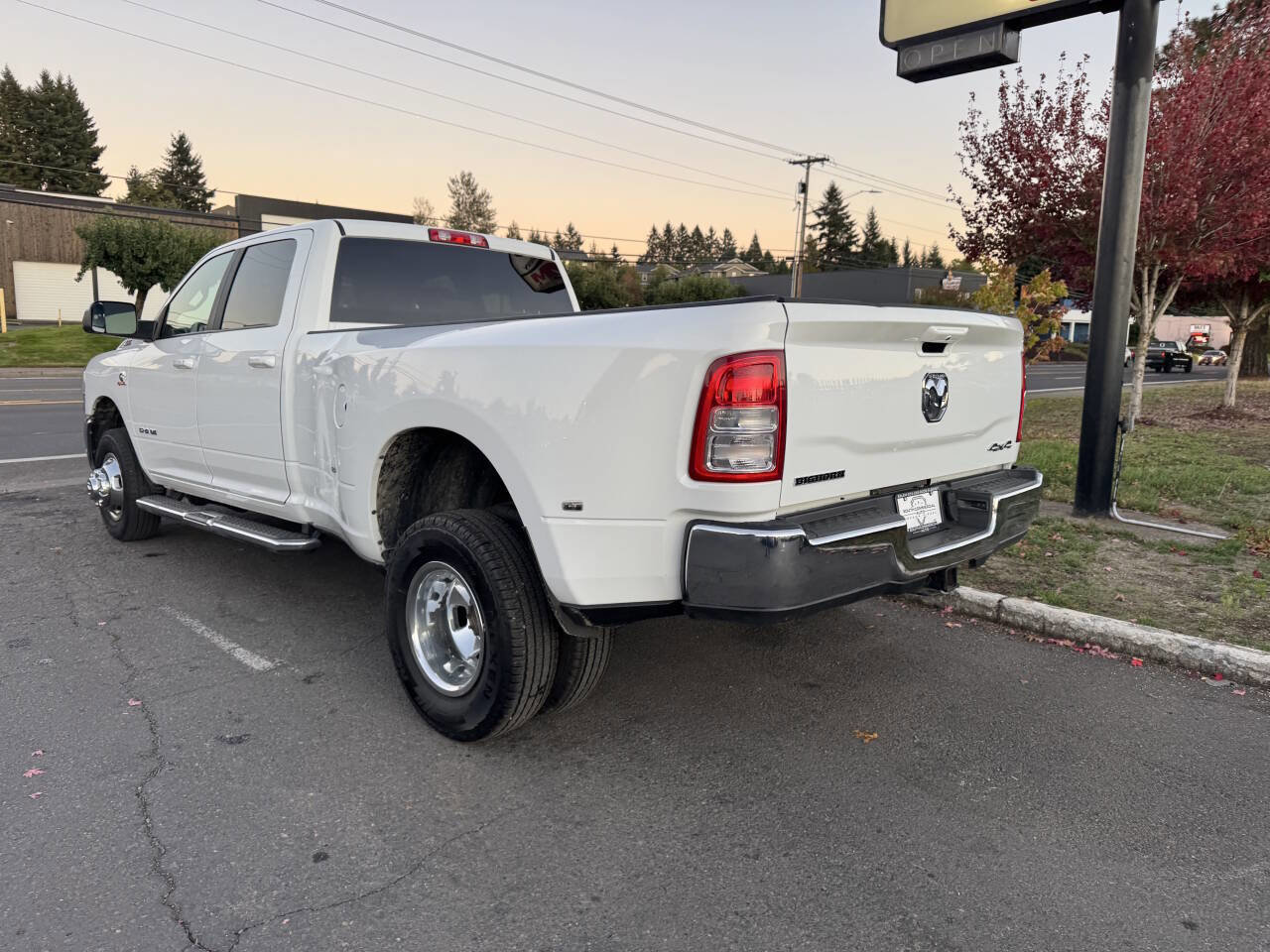 Used 2021 RAM 3500 Big Horn image 4
