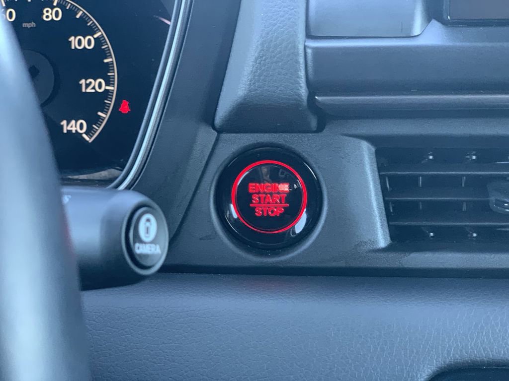 Used 2025 Honda Pilot TrailSport image 14