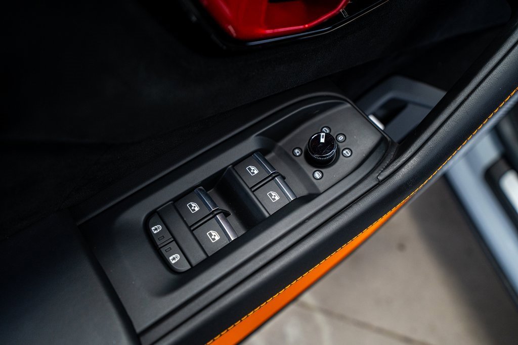 Used 2024 Lamborghini Urus Performante image 38