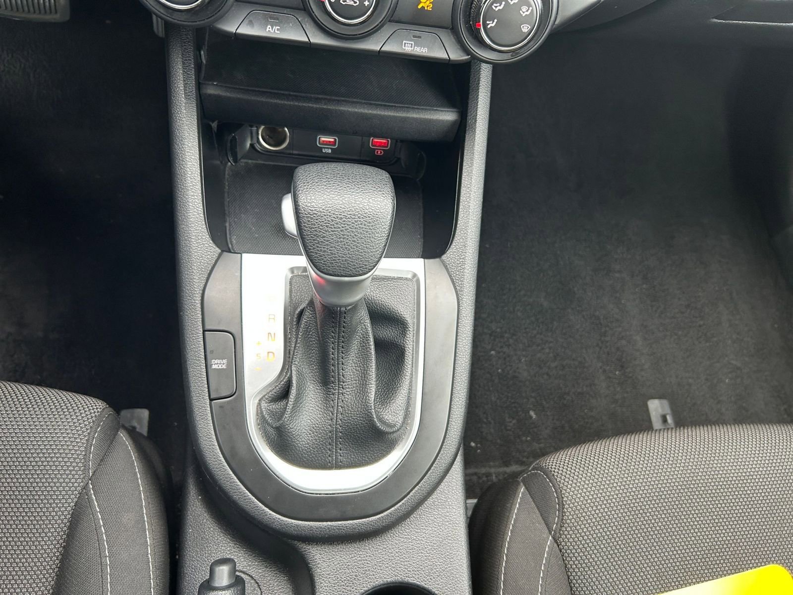 Used 2024 Kia Forte LXS FWD image 36