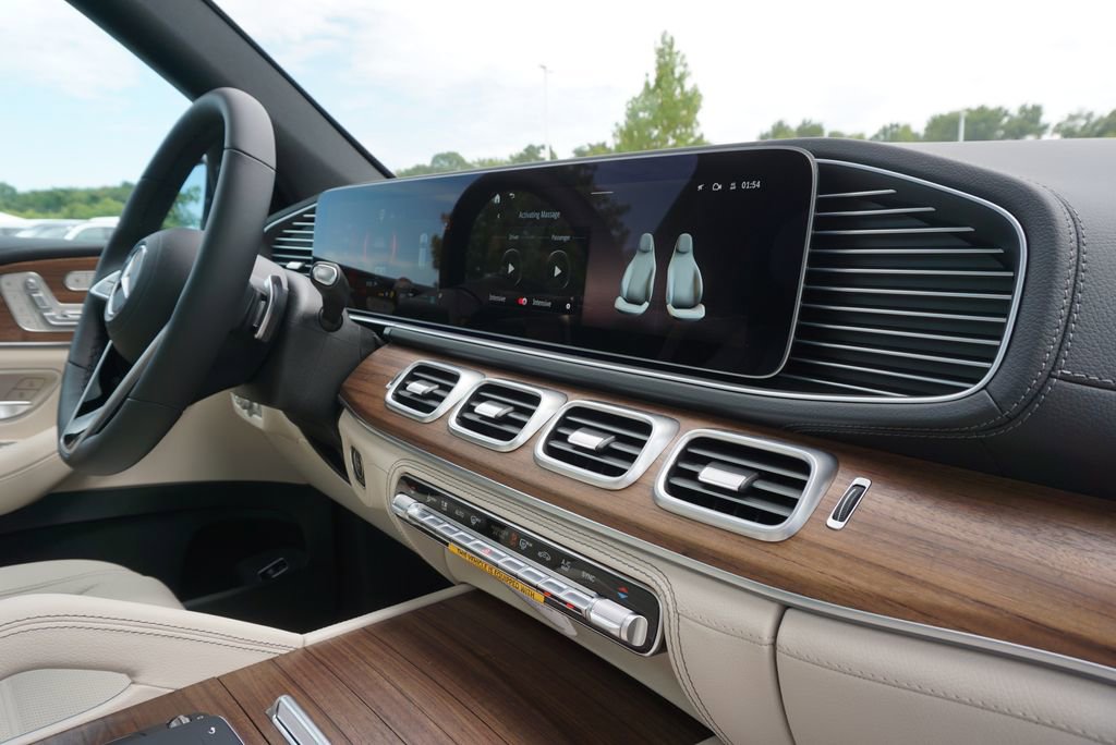 New 2026 Mercedes-Benz GLE 580 4MATIC image 71