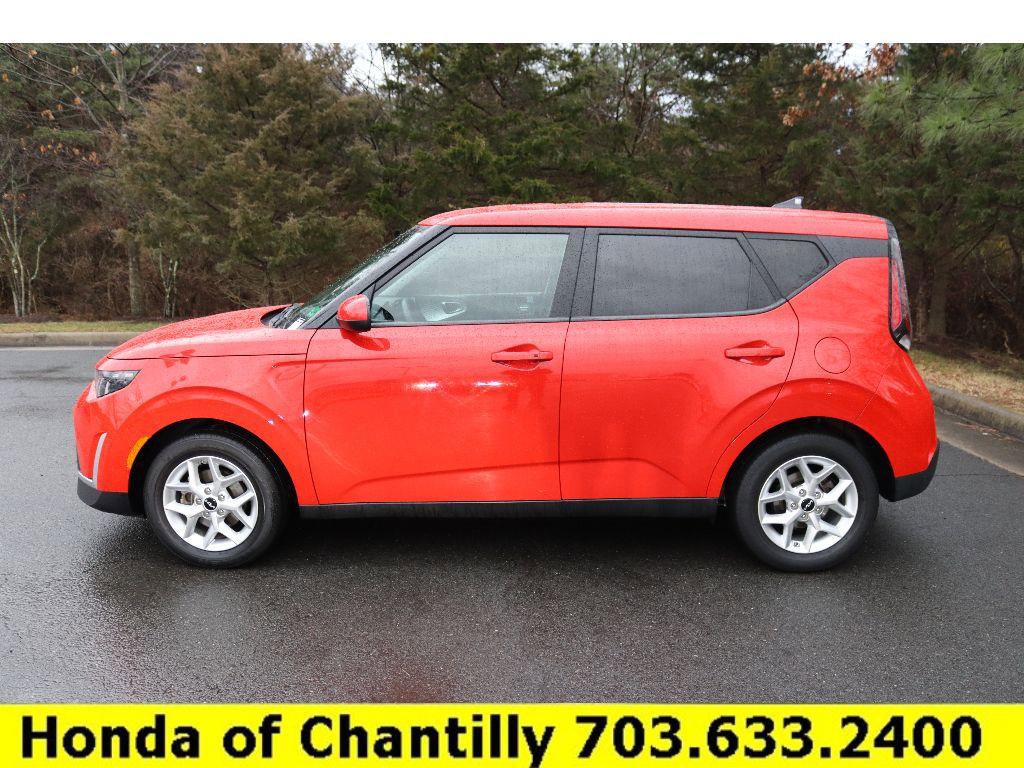 Used 2023 Kia Soul S image 4