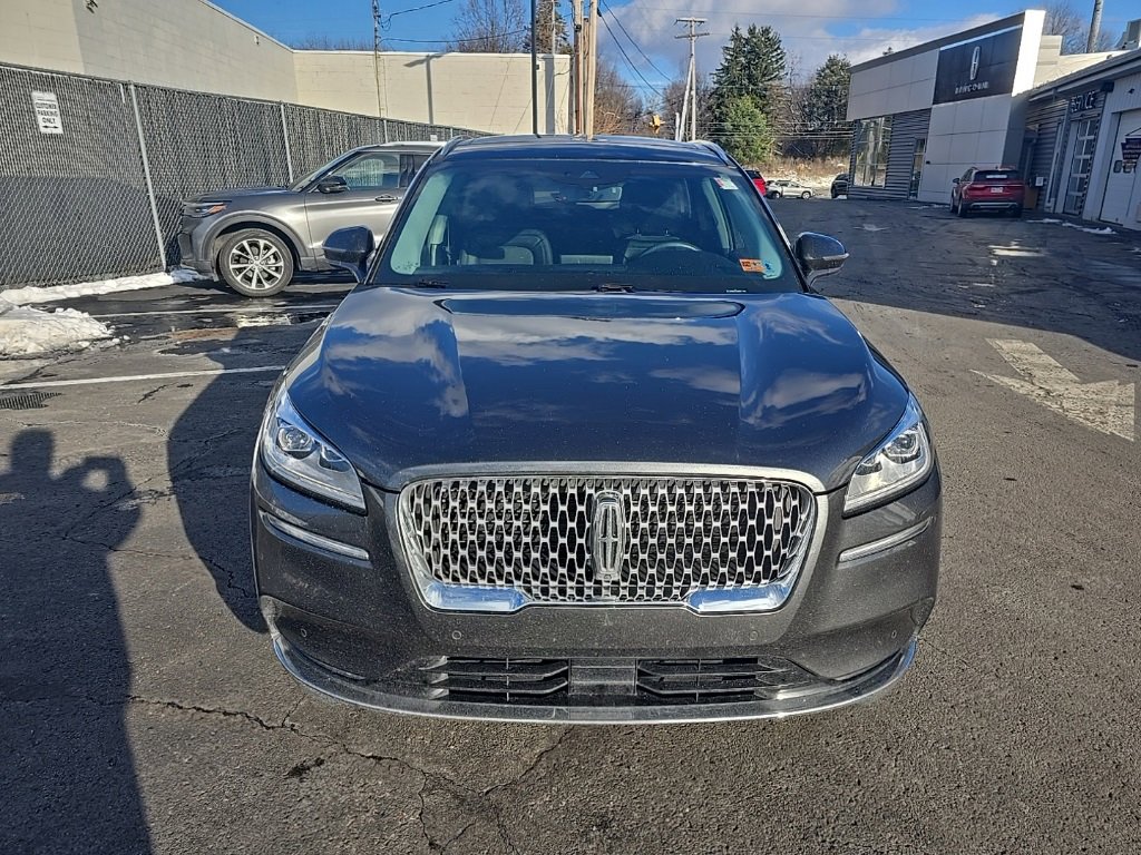 Used 2020 Lincoln Corsair Reserve w/ Equipment Group 201A image 2