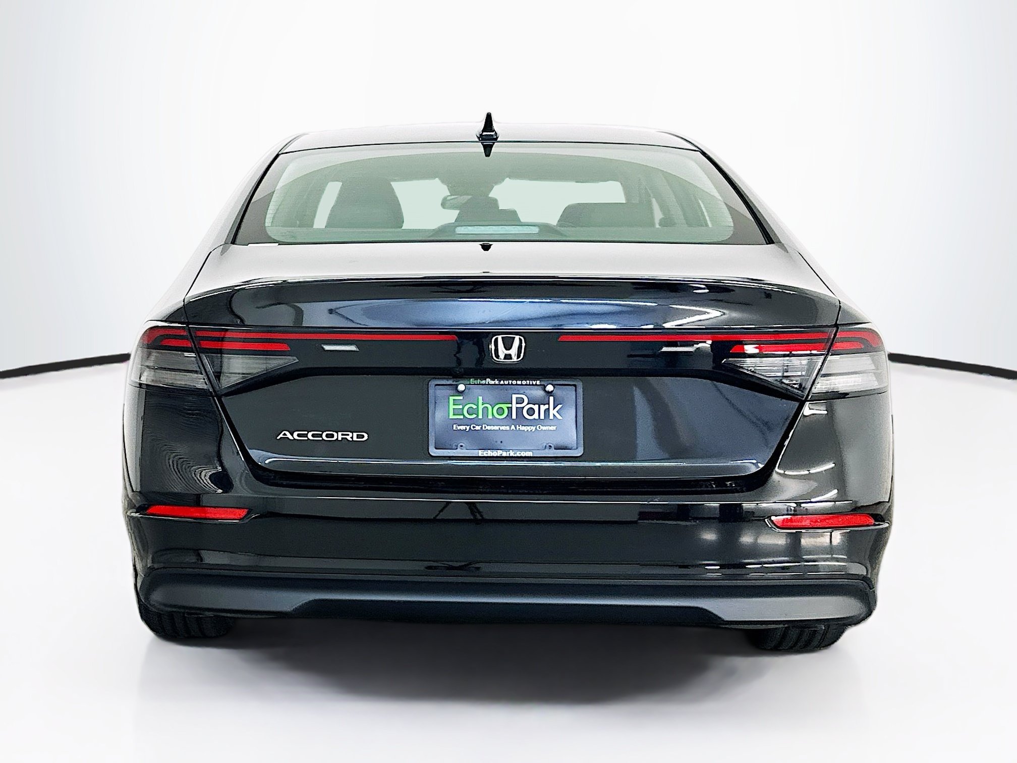 Used 2023 Honda Accord LX image 7