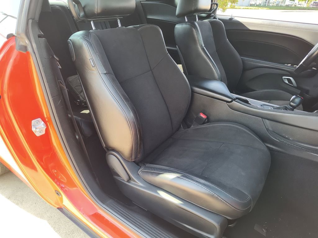 Used 2022 Dodge Challenger R/T w/ Plus Package RWD image 31