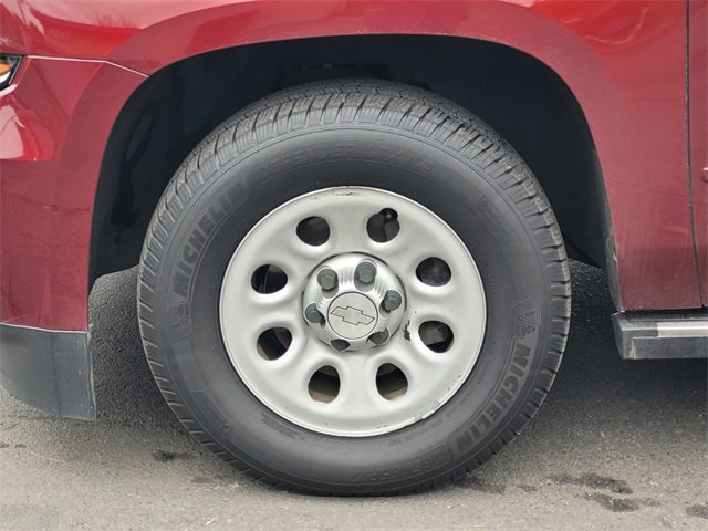 Used 2020 Chevrolet Suburban Premier image 11