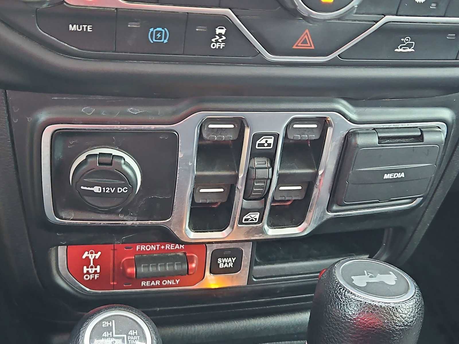 Used 2023 Jeep Wrangler Unlimited Rubicon 4xe w/ Cold Weather Group image 29