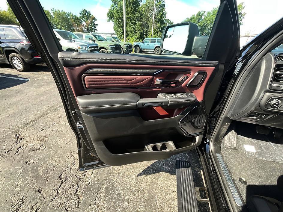 New 2027 RAM 1500 Limited AWD/4WD image 12