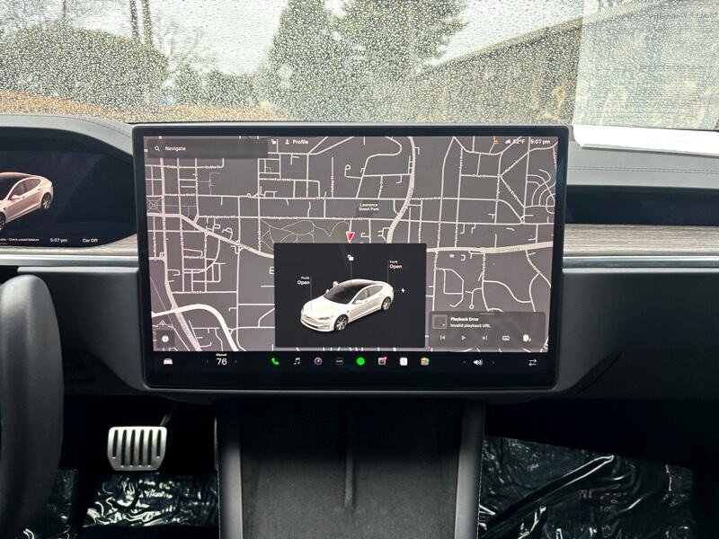 Used 2022 Tesla Model S AWD image 24