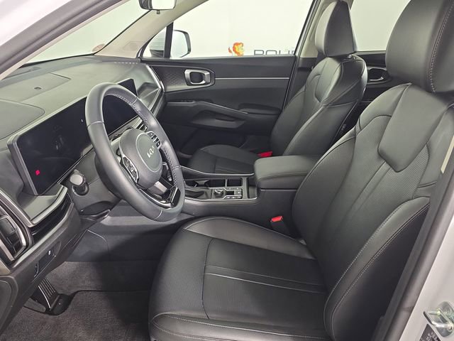 Used 2025 Kia Sorento S image 19
