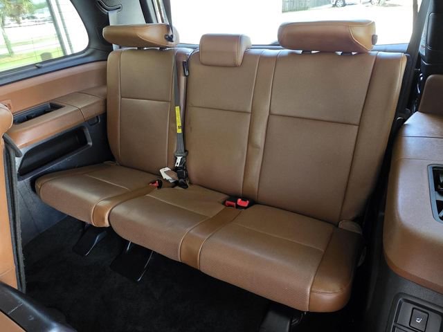 Used 2016 Toyota Sequoia Platinum RWD image 19