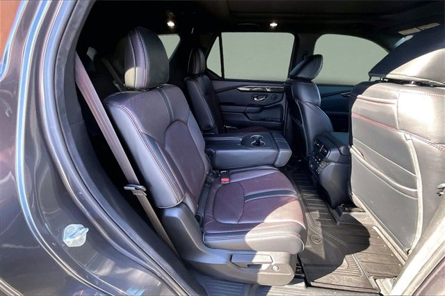 Used 2025 Honda Pilot Black Edition image 23
