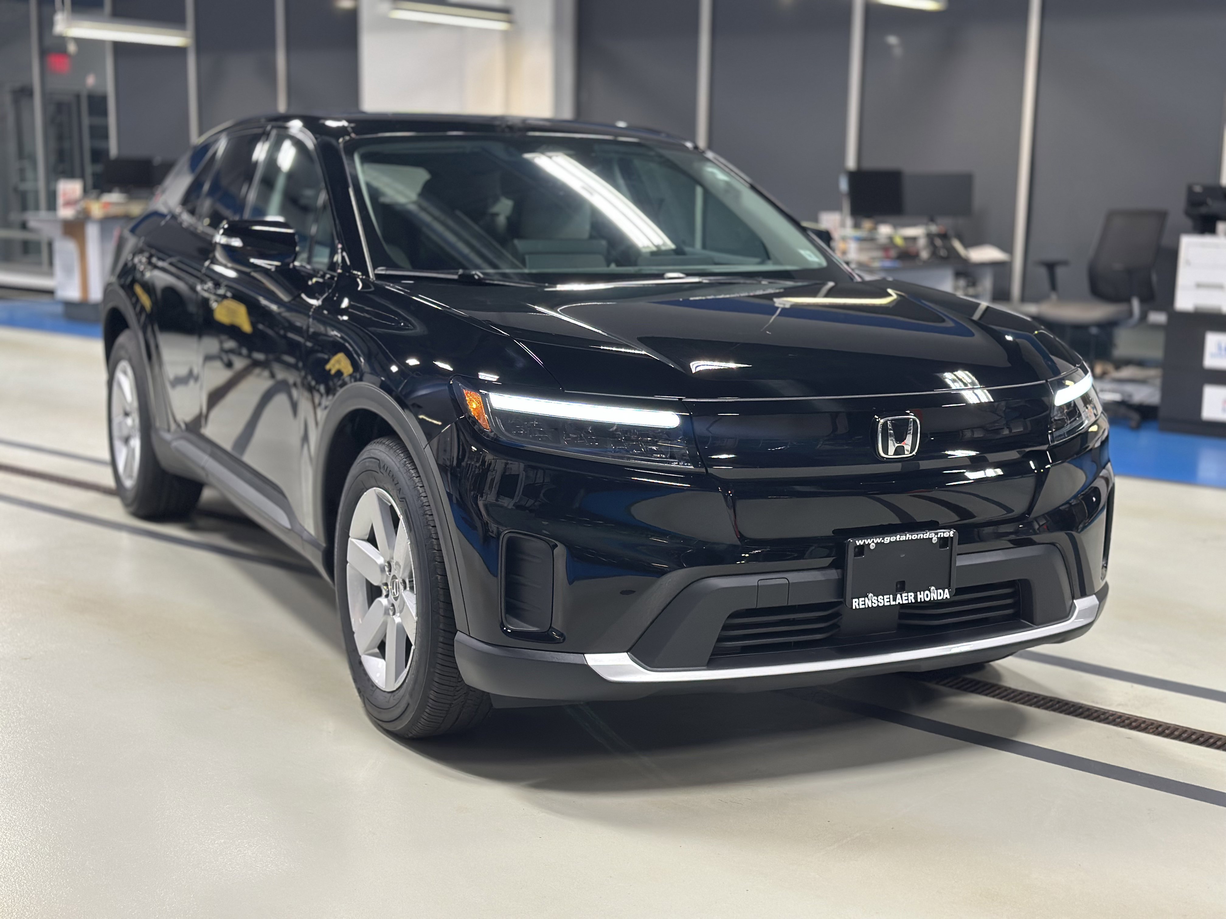 New 2026 Honda Prologue EX image 3