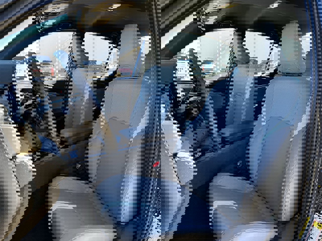 Used 2025 Toyota Camry SE image 22