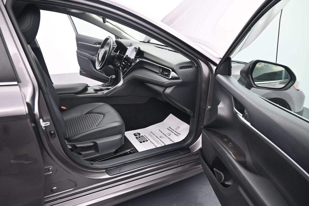 Used 2024 Toyota Camry SE FWD image 23