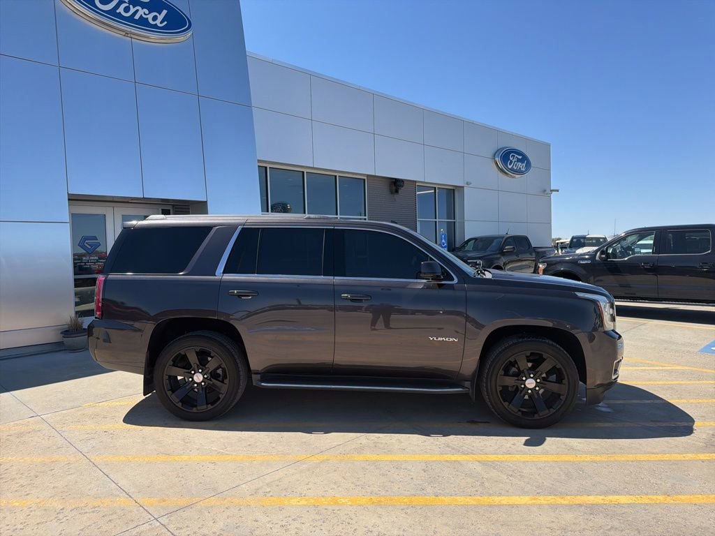 Used 2016 GMC Yukon SLT w/ HD Trailering Package AWD/4WD image 8