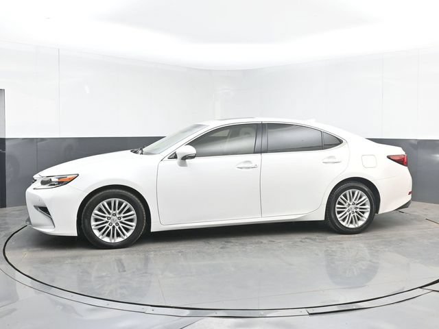 Used 2017 Lexus ES 350 w/ Premium Package FWD image 6