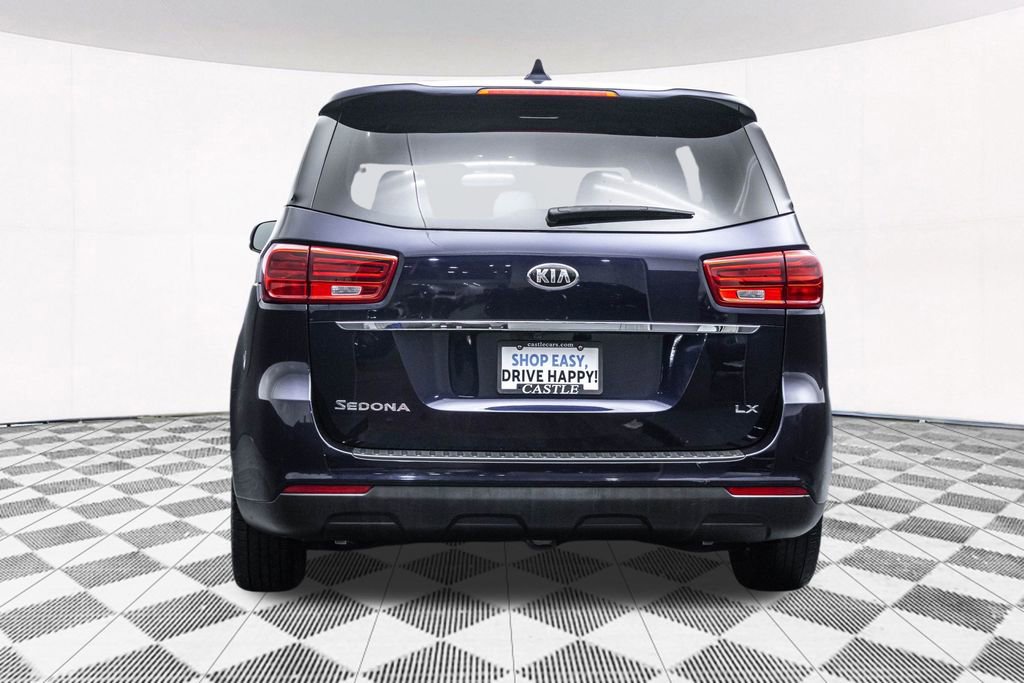 Used 2021 Kia Sedona LX image 9