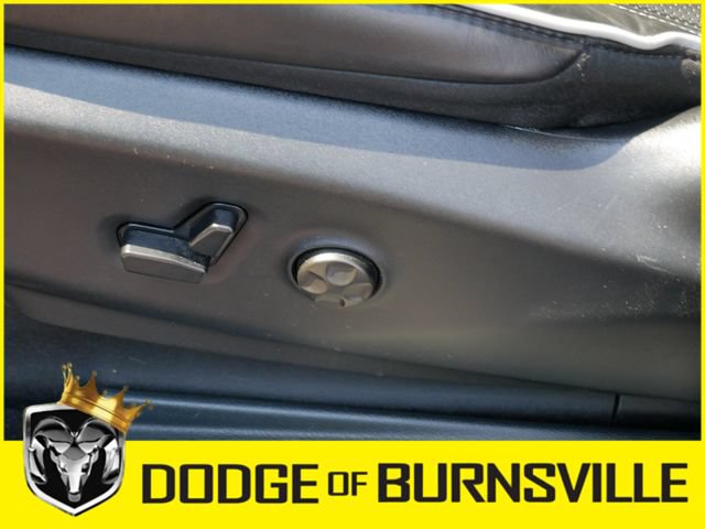 Used 2025 Chrysler Pacifica Limited FWD image 20