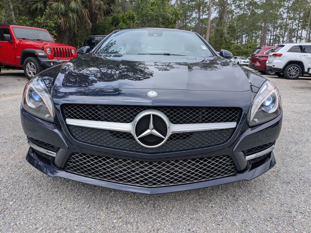Used 2013 Mercedes-Benz SL 550 image 8