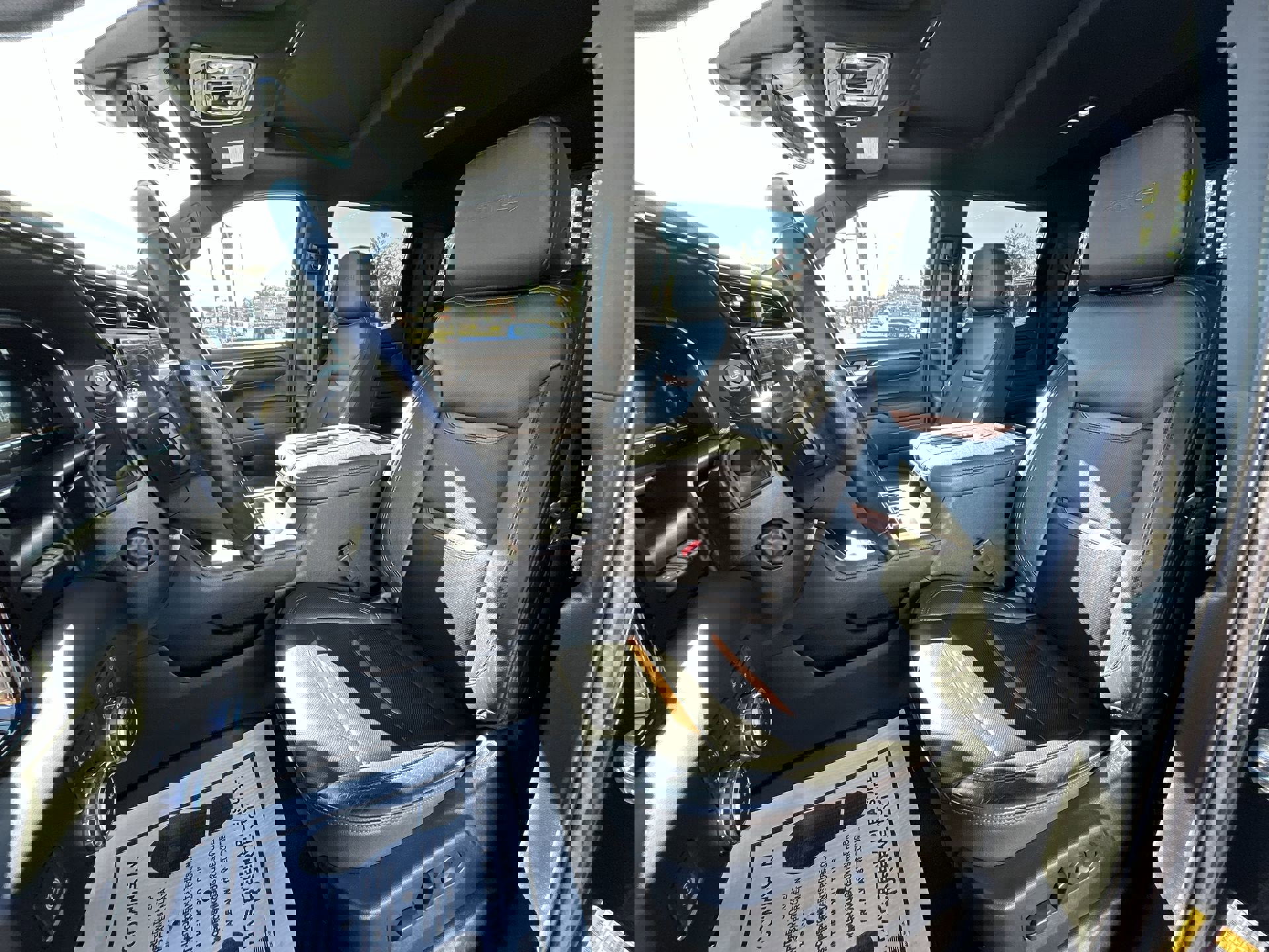 Used 2022 GMC Sierra 1500 AT4 w/ AT4 Premium Package image 13