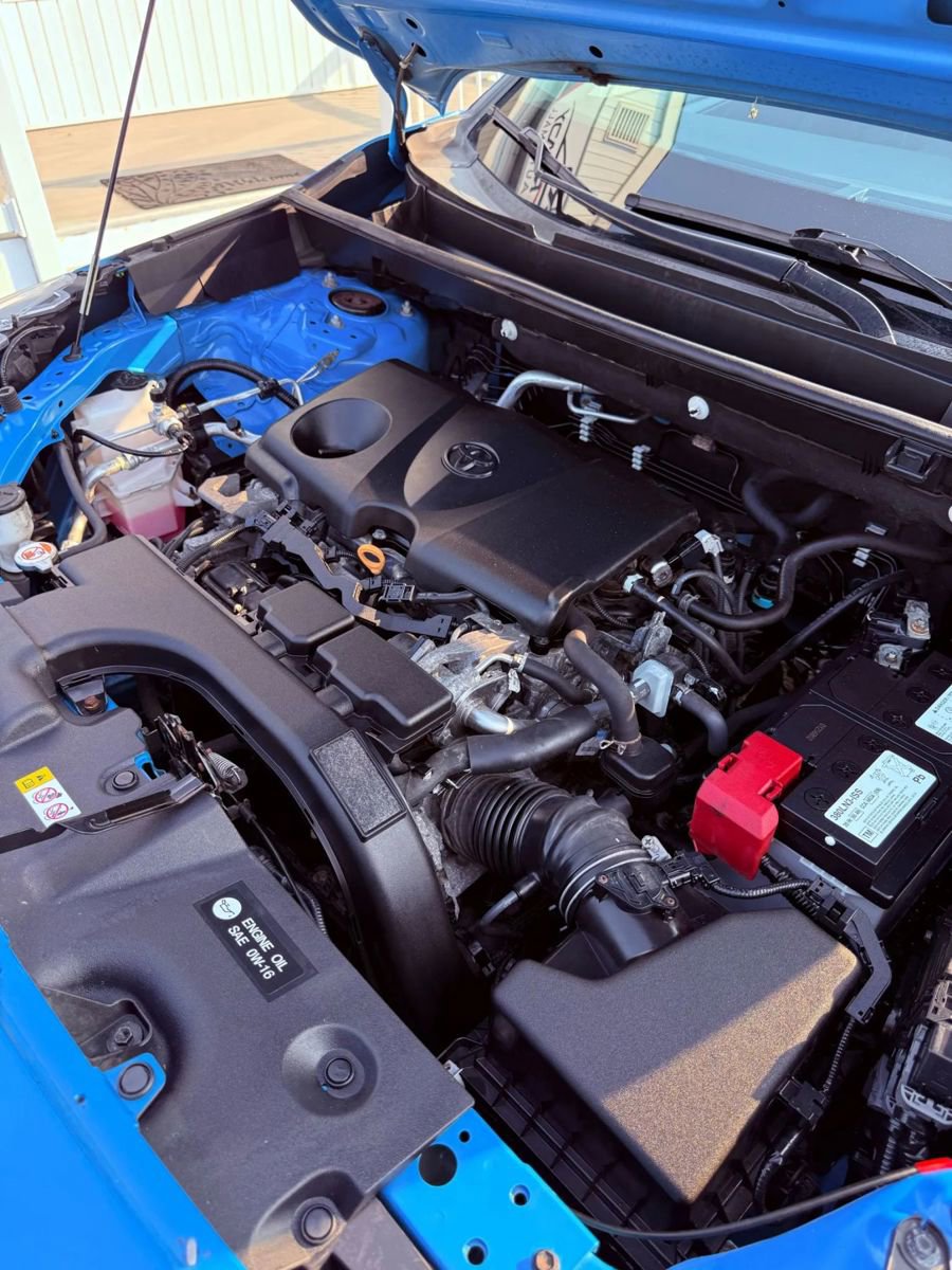 Used 2019 Toyota RAV4 LE w/ All Weather Liner Package image 36