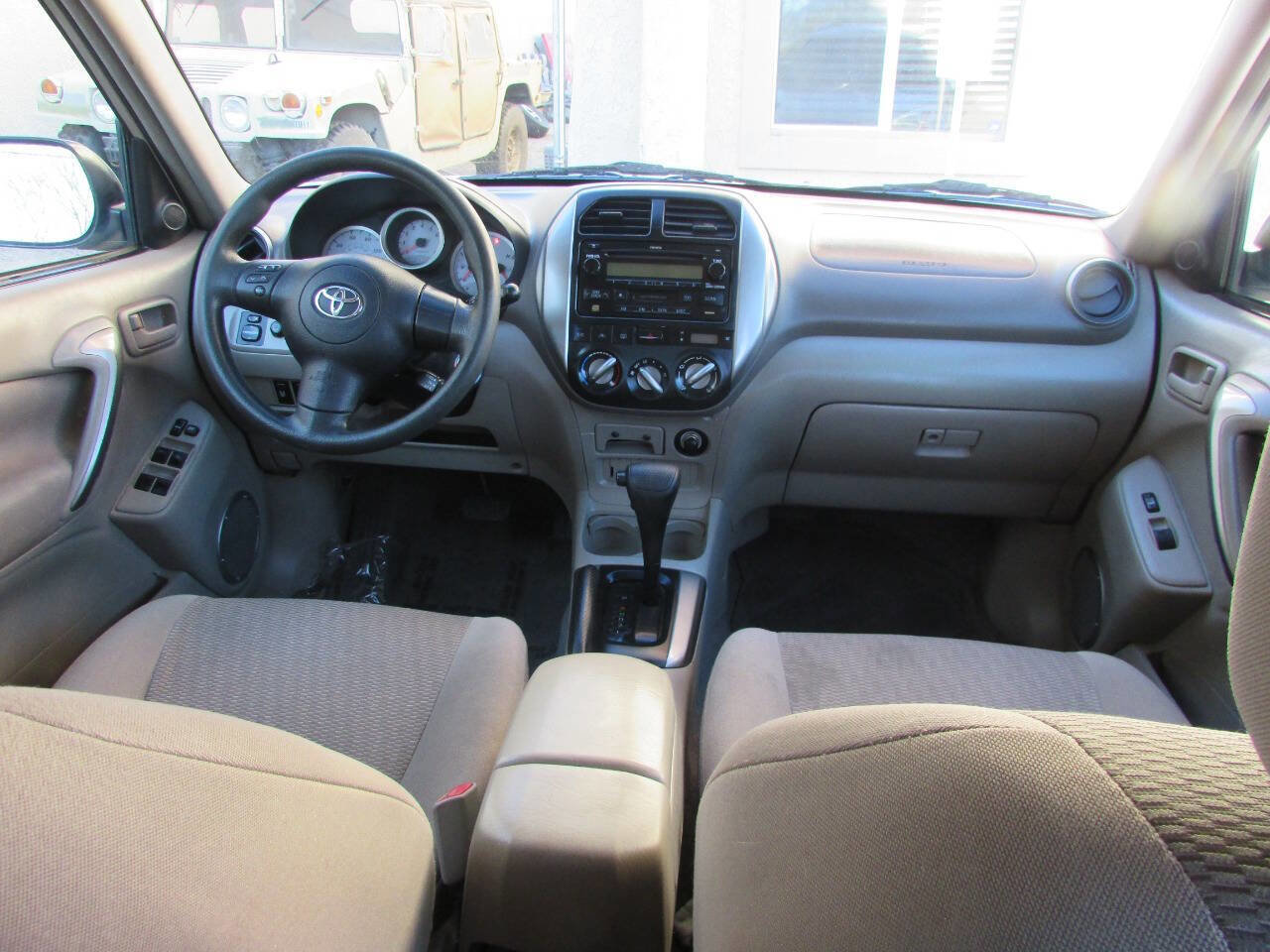 Used 2005 Toyota RAV4 2WD image 24
