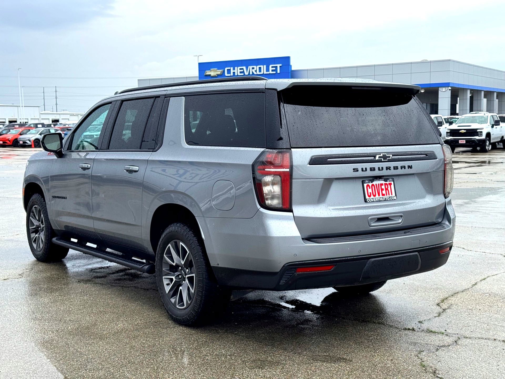 Used 2023 Chevrolet Suburban Z71 AWD/4WD image 9