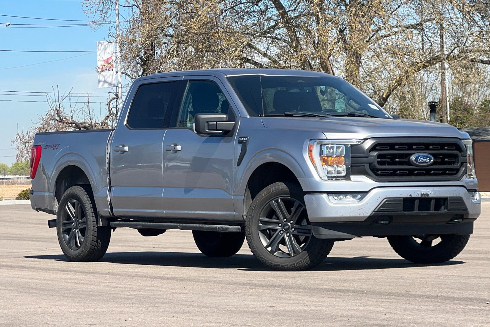 Used 2021 Ford F150 XLT w/ Equipment Group 302A High AWD/4WD image 2