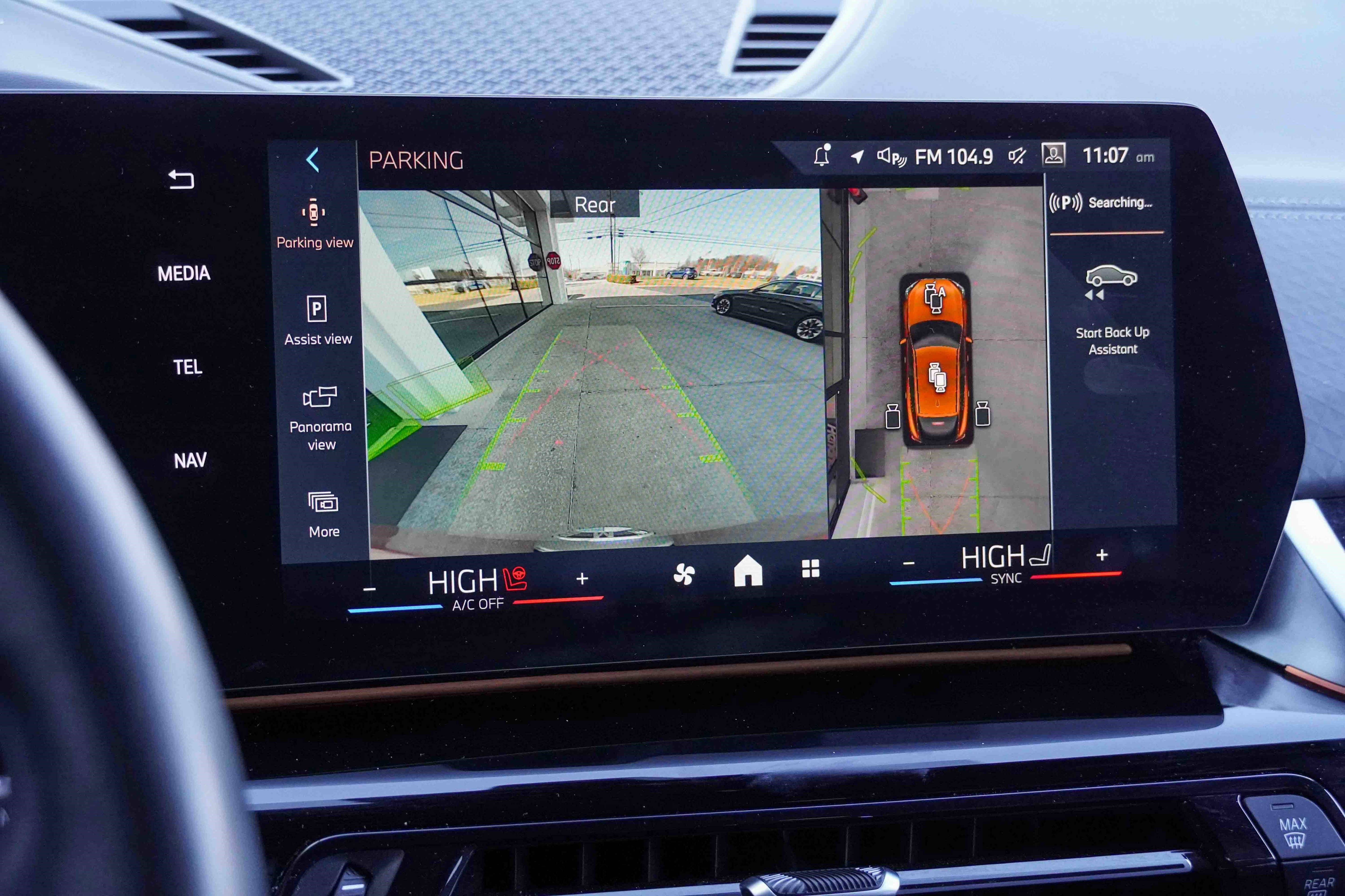 Certified 2025 BMW X2 xDrive28i image 25