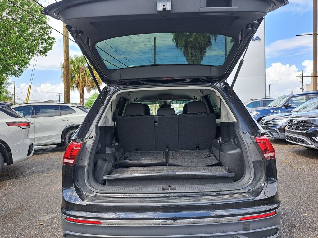 Used 2024 Volkswagen Tiguan S w/ MDO Package, Three-Row FWD image 24
