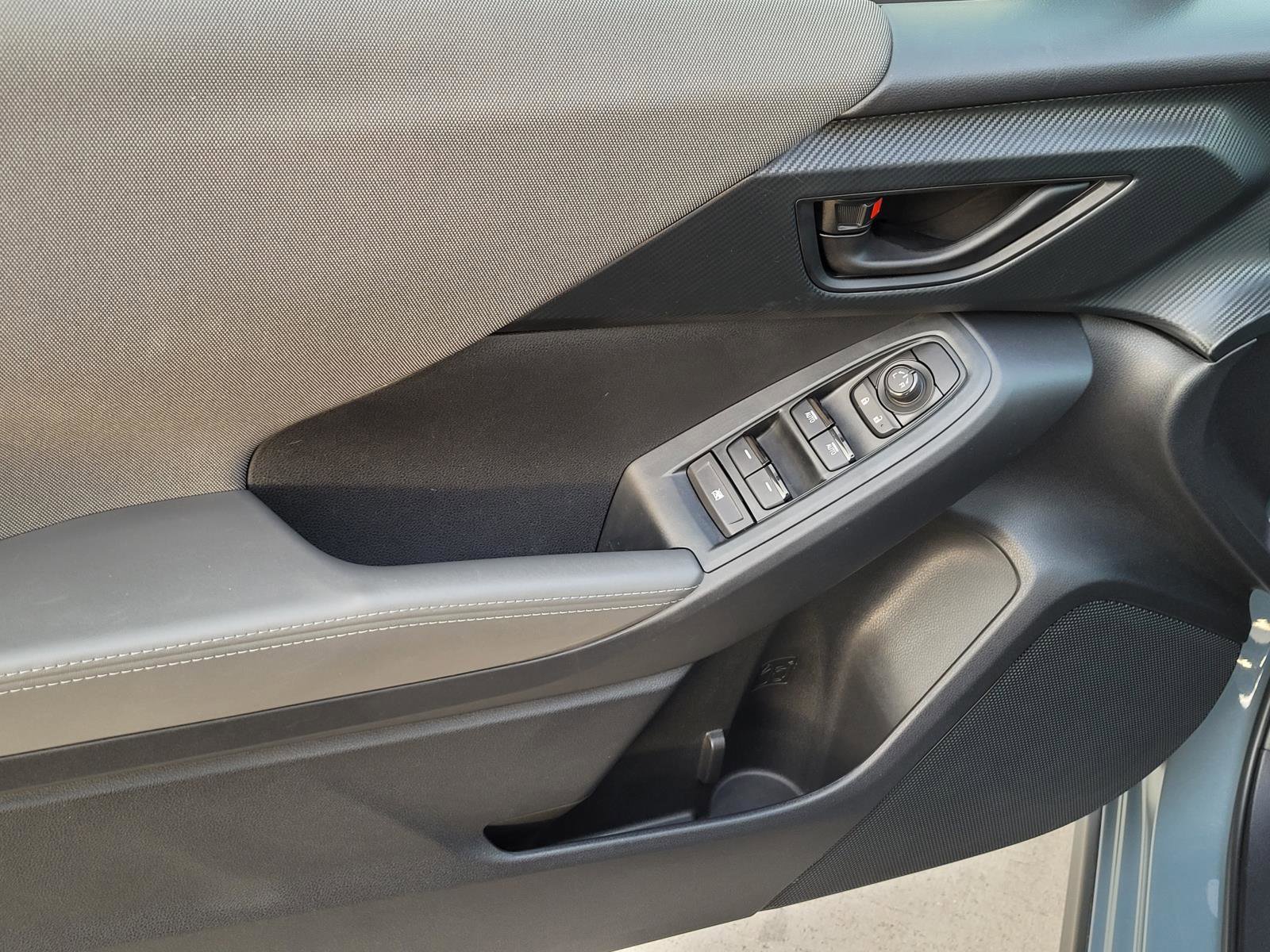 Certified 2024 Subaru Crosstrek 2.0i Premium image 4