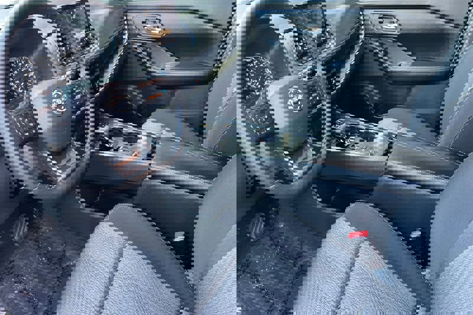 New 2026 Nissan Rogue SV image 12