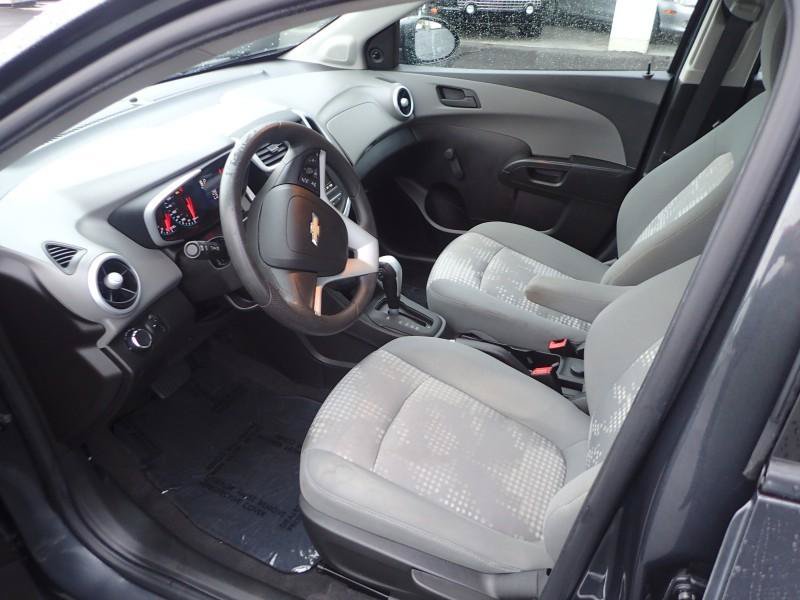 Used 2018 Chevrolet Sonic LS FWD image 9