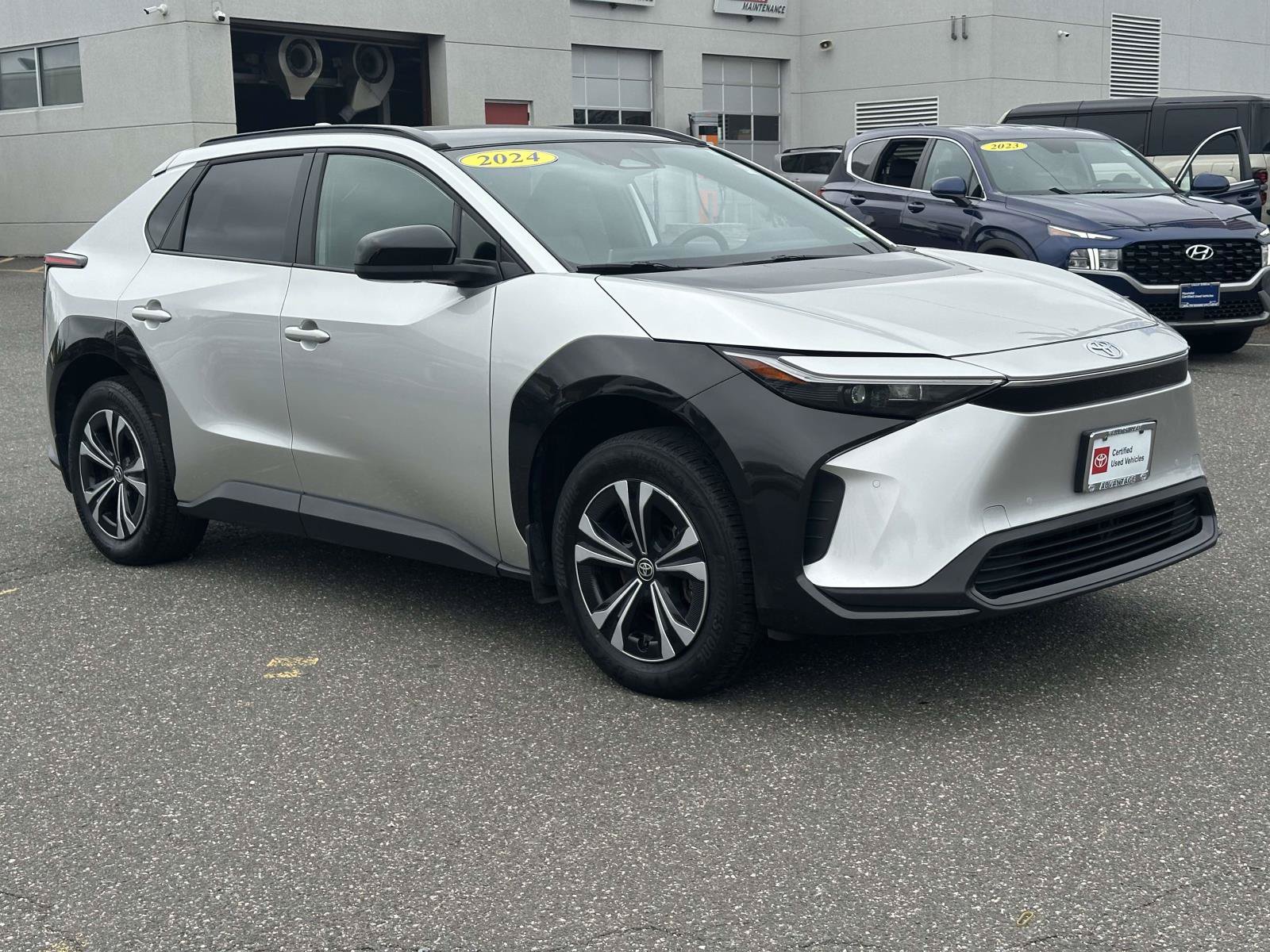 Used 2024 Toyota bZ4X AWD w/ Weather Package image 1